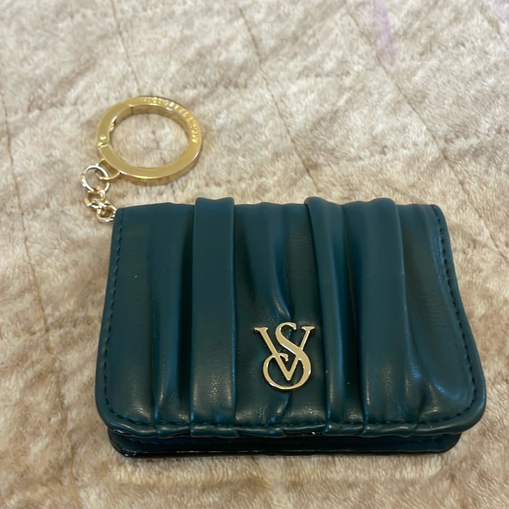 Vs keychain wallet holder